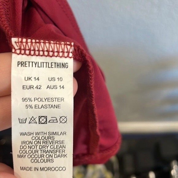 NEW PrettyLittleThing Shape Burgundy Ruched Side Bodycon Dress Size 10 - Picture 5 of 7